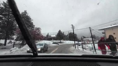 Les Angles, Fransa; 27 Aralık 2025: Pireneler 'deki Les Angles kayak merkezine gitmek