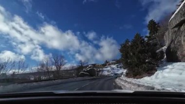 Les Angles, Fransa; 27 Aralık 2025: Pireneler 'deki Les Angles kayak merkezine gitmek