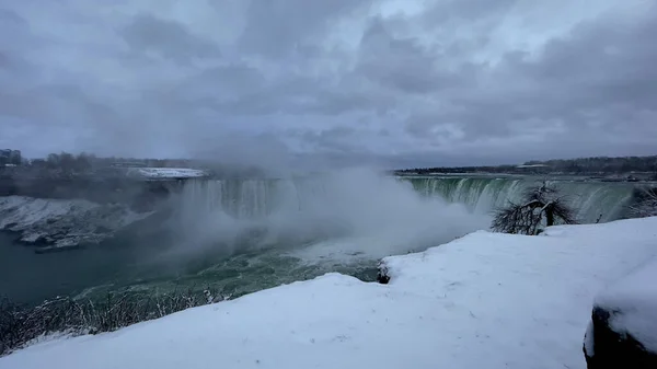 Niagara Şelalesi Kış Günü — Stok fotoğraf