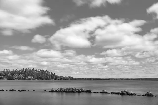 Gran Lago Día Verano —  Fotos de Stock