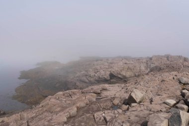 Atlantik okyanusuna bakan kayalıklar