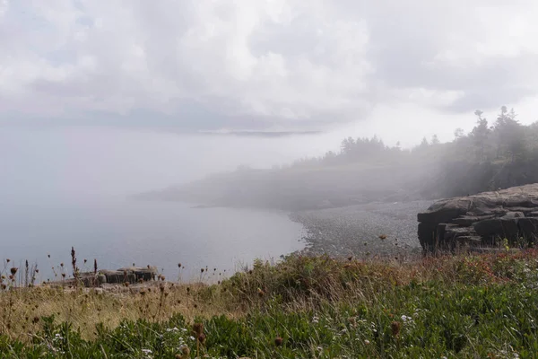 Klippen Mit Blick Auf Den Atlantik — Stockfoto