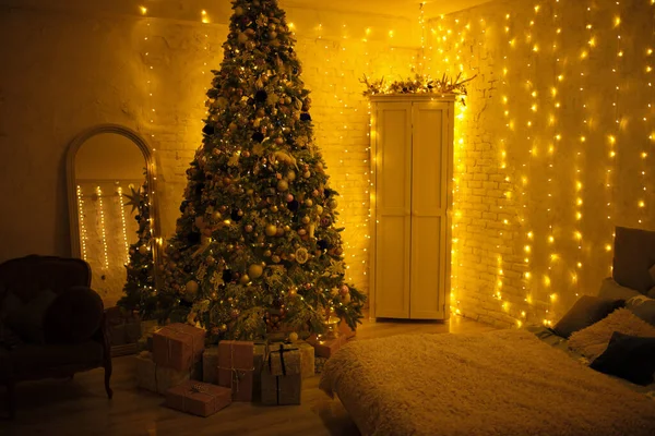 New Year Studio Tree Garlands — Stock Photo, Image