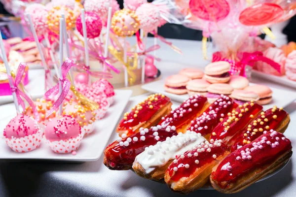 Eclairs Cream Table Sweets — Stock Photo, Image