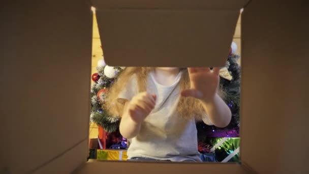 Presente de Natal, presentes de férias — Vídeo de Stock
