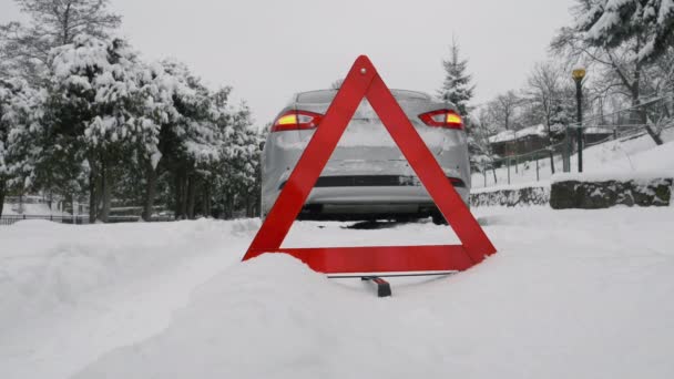 Roadside blanketed na neve depois de uma nevasca enorme — Vídeo de Stock