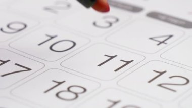 Takvimde kırmızı daire işareti