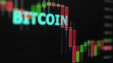 Çizelgeler, Bitcoin fiyat değişikliklerini kırmızı ve yeşil şamdanlarla gösteriyor. Ticari faaliyetler büyüme ve düşüş anlarını gösteriyor, piyasa dengesizliğini ve yatırımcı ilgisini yansıtıyor.