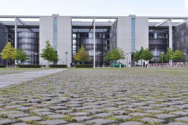 Berlin Bunderstag 'daki Alman hükümet binası.