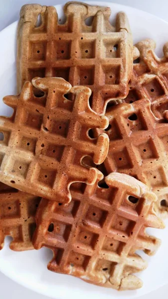 Homemade Whole Wheat Waffles Topping Large White Plate Top View — Stock Photo, Image