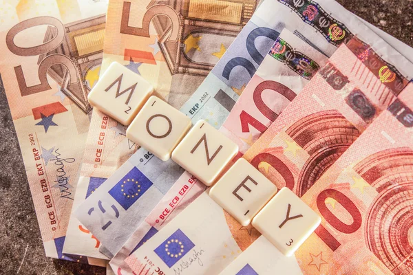 Para metin euro faturalarında