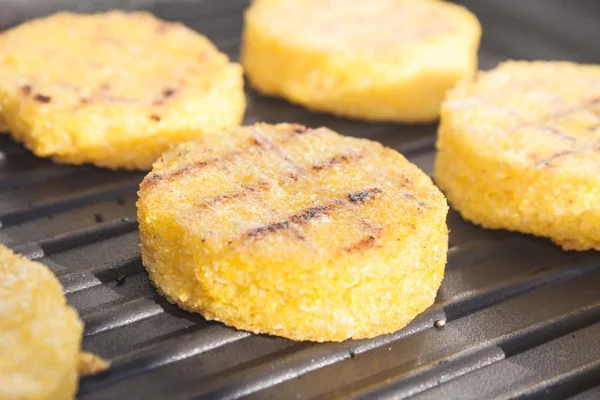 Izgara polenta.
