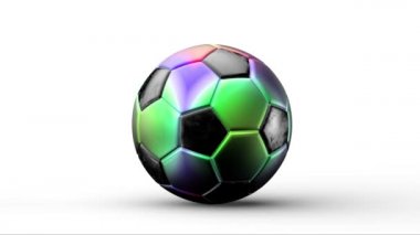 Gökkuşağı renkli futbol topu, beyaz ışık arka planında izole bir şekilde merkezde dönüyor. Renk değiştiren top, geçiş renkleri arasında kaybolan futbol topu. Takım, spor, maç, oyun