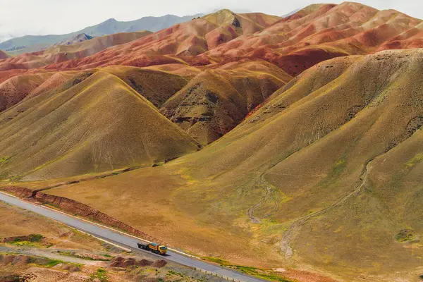 Mountain Road Kyrgyzstan Pamir Way Summer — Stock Photo, Image