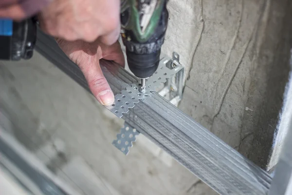 Installation of the metal frame — Stock Photo, Image