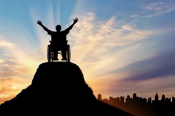 Silueta persona discapacitada feliz —  Fotos de Stock