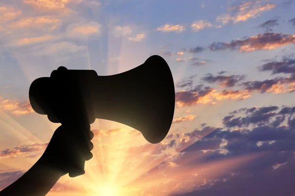 Megaphone. Högtalare i hand — Stockfoto