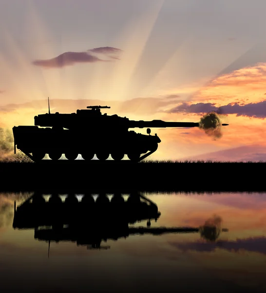 戦車のシルエット — ストック写真