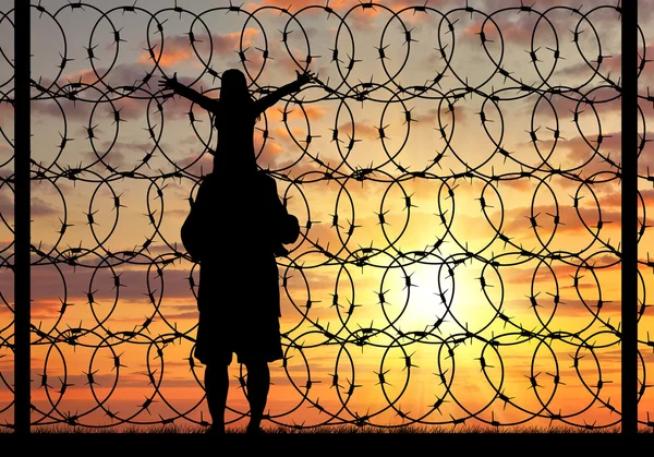 Silhouet van een familie vluchteling — Stockfoto