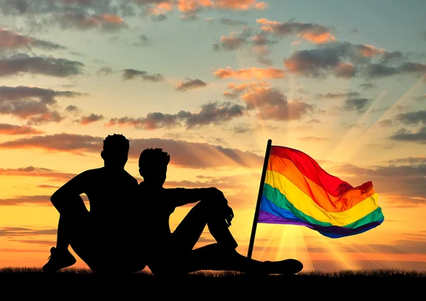 Bir çift, gay turistlere silüeti — Stok fotoğraf