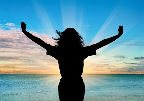 Silueta de una mujer feliz — Foto de Stock