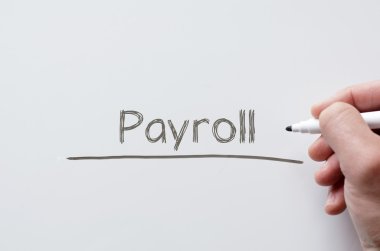 Beyaz tahta üzerinde yazılı bordro