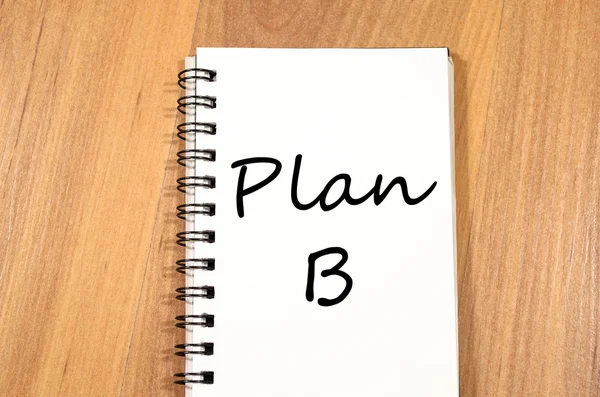 Plan b auf Notizbuch schreiben — Stockfoto