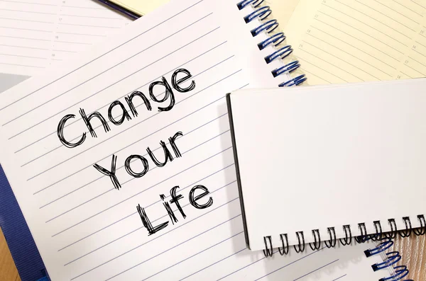 Wijzigen van uw leven schrijven op laptop — Stockfoto