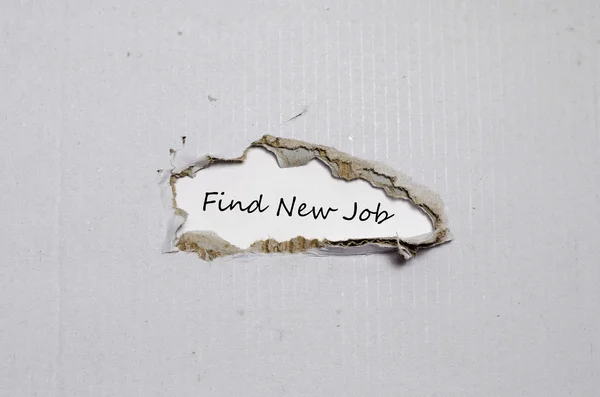 Het woord vinden nieuwe baan verschijnen achter gescheurd papier — Stockfoto