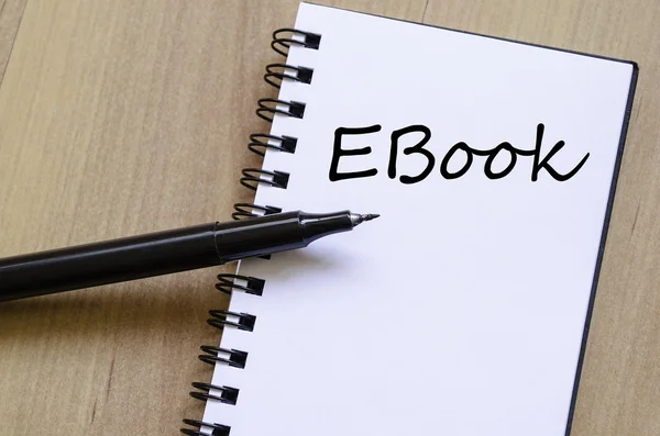 Ebook escrever no caderno — Fotografia de Stock