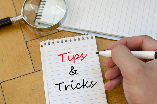 Tips & tricks tekst koncept - Stock-foto
