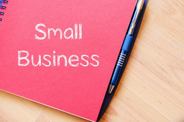 Concepto de texto para pequeñas empresas en notebook —  Fotos de Stock