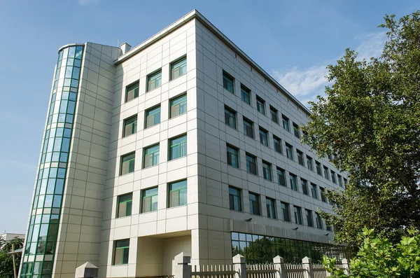 Edificio de oficinas —  Fotos de Stock