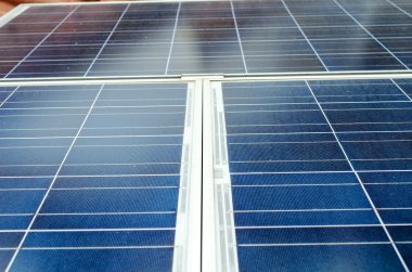 güneş paneli kelepçesi