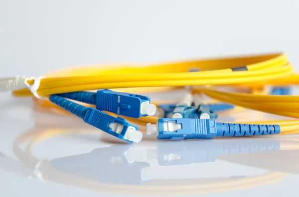 Cablu fibra optica patch — Fotografie, imagine de stoc