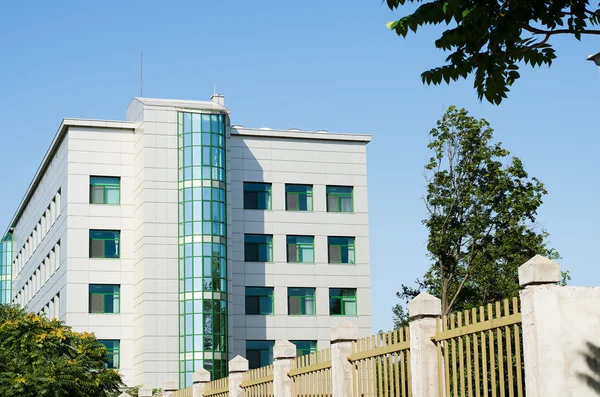 Edificio de oficinas — Foto de Stock