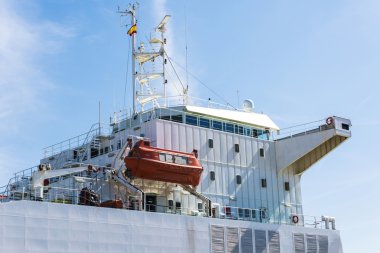 Beyaz kargo gemisi, Barcelona