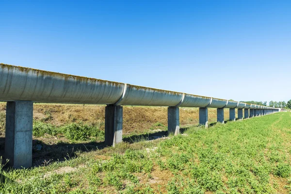 High irrigation channel made of cement — Stock Photo, Image