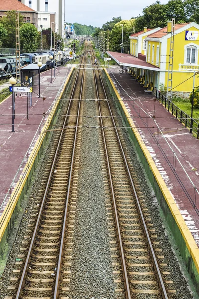 Nákladní vozy zastavil ve stanici — Stock fotografie