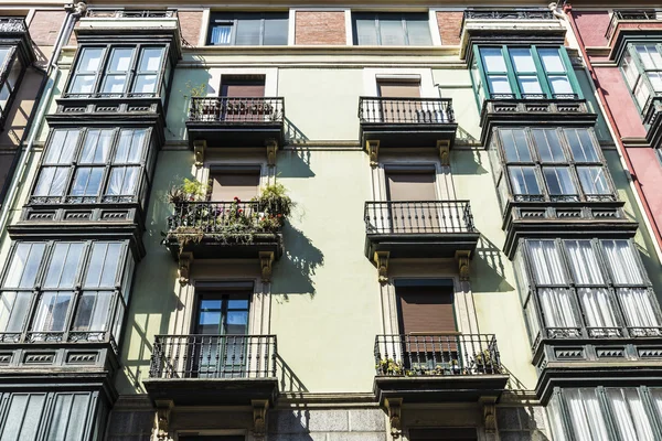 Residential building in Bilbao, Spain — Stock Photo, Image