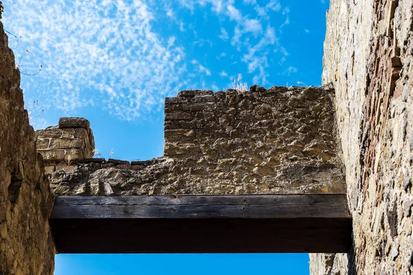 Parede Antiga Pedra Calcária Uma Casa Nas Ruínas Sítio Arqueológico — Fotografia de Stock