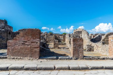 İtalya 'nın Campania kentindeki Pompeii antik arkeolojik sahasının Roma harabeleri.