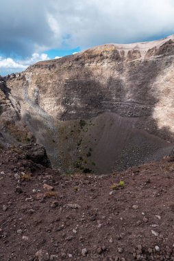 Napoli, Campania, İtalya 'da aktif bir volkan olan Vezüv Dağı' nın yaz manzarası
