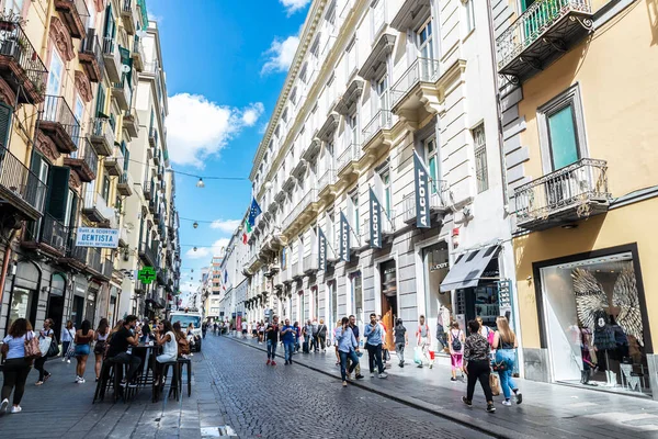 Napoli Italia Settembre 2019 Toledo Dello Shopping Con Gente Nel — Foto Stock