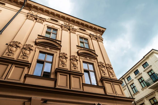 Fassade Eines Alten Klassischen Gebäudes Der Altstadt Von Krakau Polen — Stockfoto
