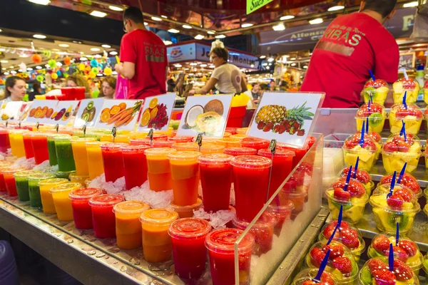 Frutas em La Boqueria, Barcelona — Fotografia de Stock