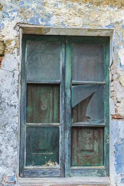 Old wooden window — Stock Photo, Image