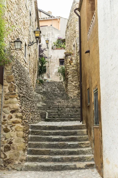 Medieval Street in Catalonia — Stock Photo, Image