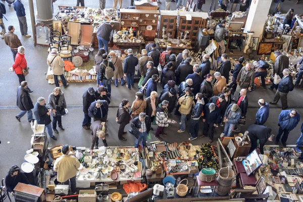 Vlooienmarkt, els encants vells, barcelona. — Stockfoto