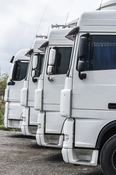 Parked trucks — Stock Photo, Image